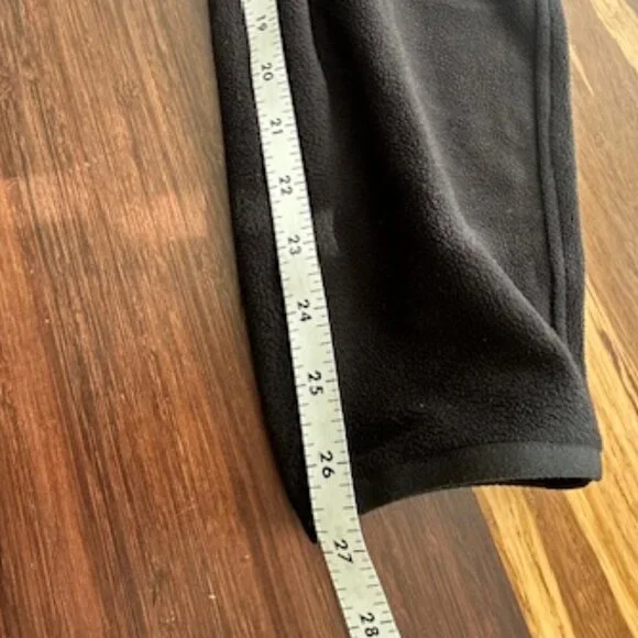 The North face Fleece Jogger - Picture 8 of 10